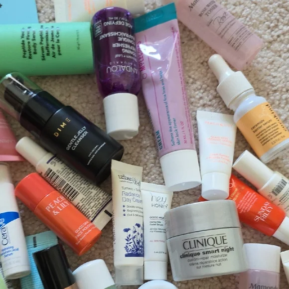 NWT Skincare Samples, Travel Size, And Deluze Sizes.Toners, Moisturizers, Serums - Picture 4 of 10